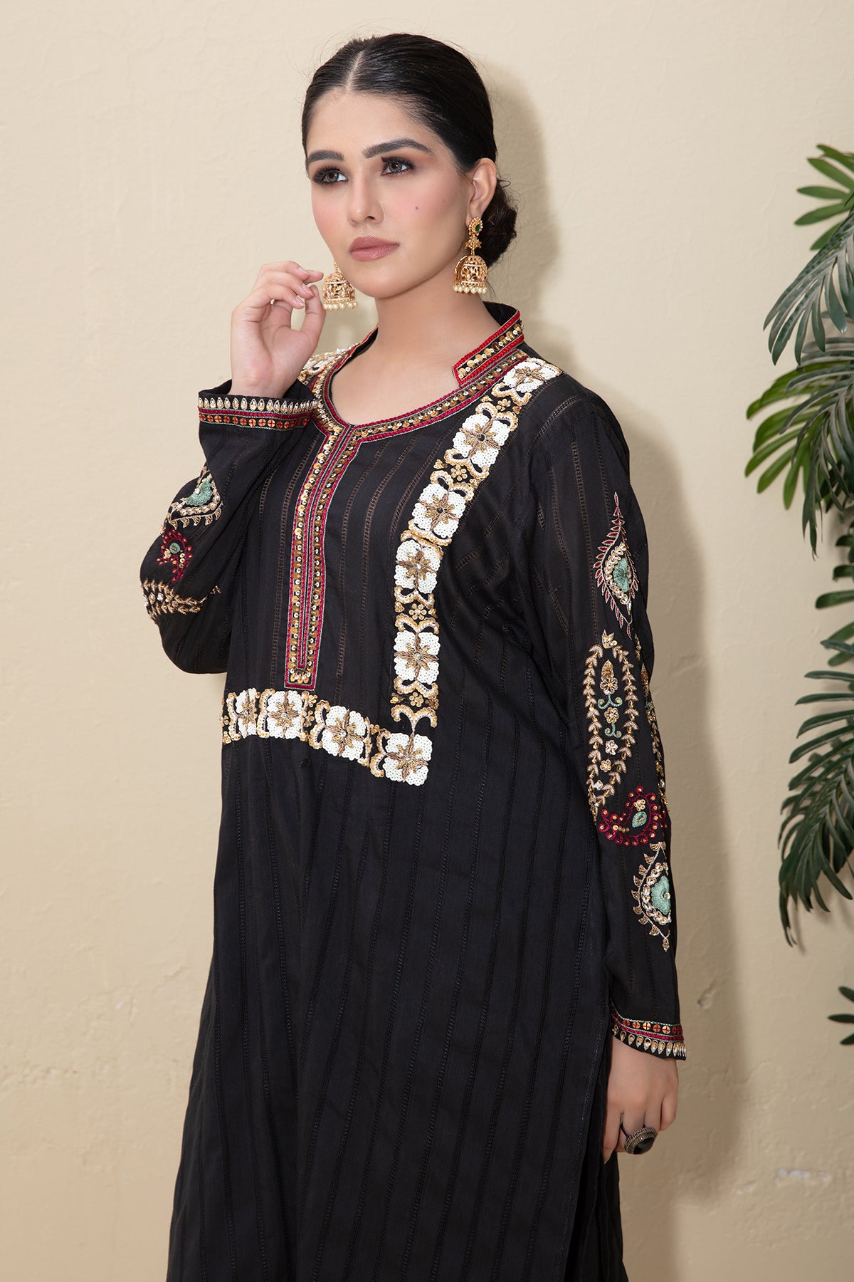 Gumand Collar Kurta