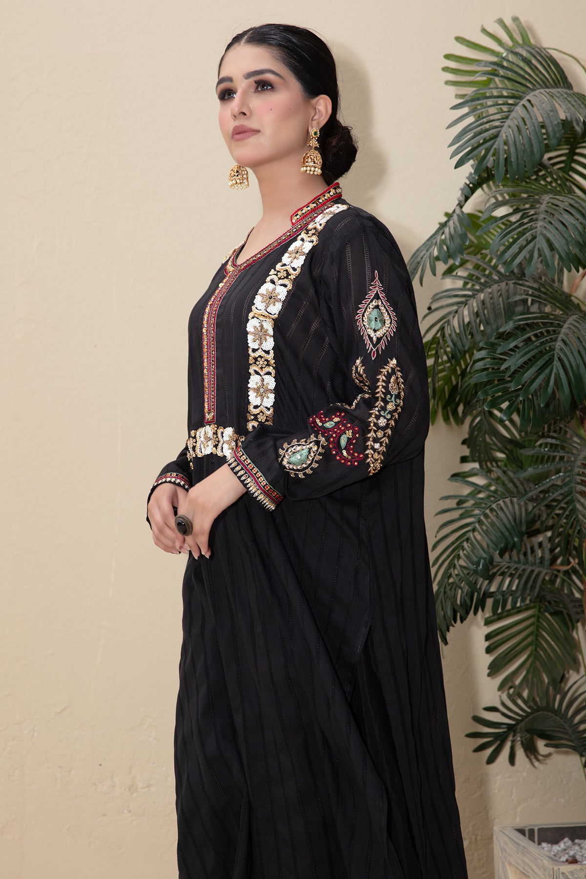 Gumand Collar Kurta